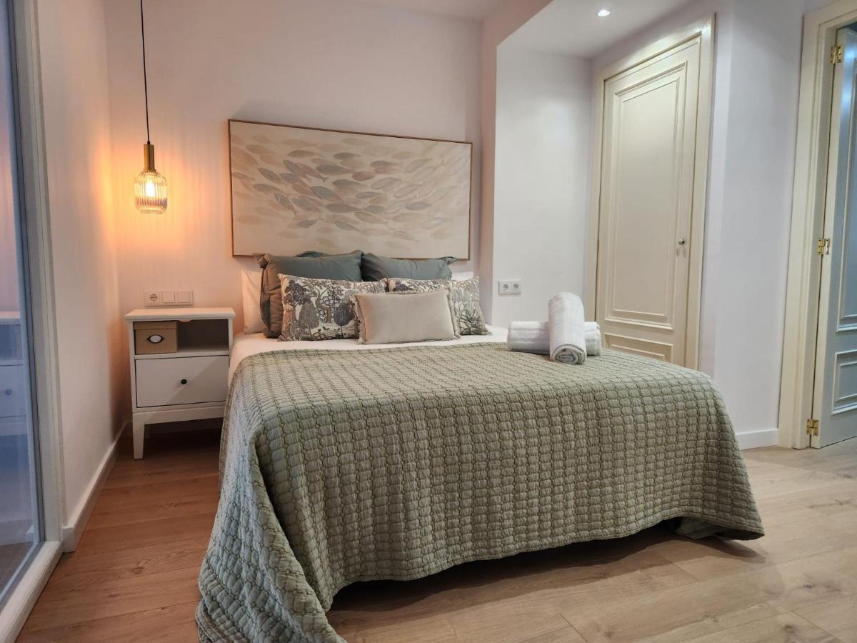 Florit Flats - The Apolo Apartment Valencia Eksteriør billede