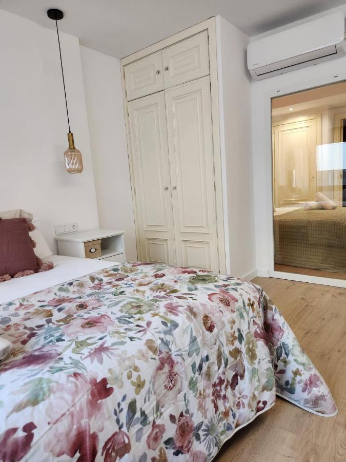 Florit Flats - The Apolo Apartment Valencia Eksteriør billede